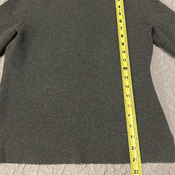 🟢 BUNDLE SALE 2 for $20 - ANN TAYLOR perfect condition Top - Picture 8 of 11